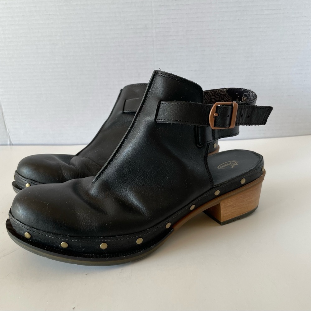 Chaco Black Ankle Boots with Brown Heel